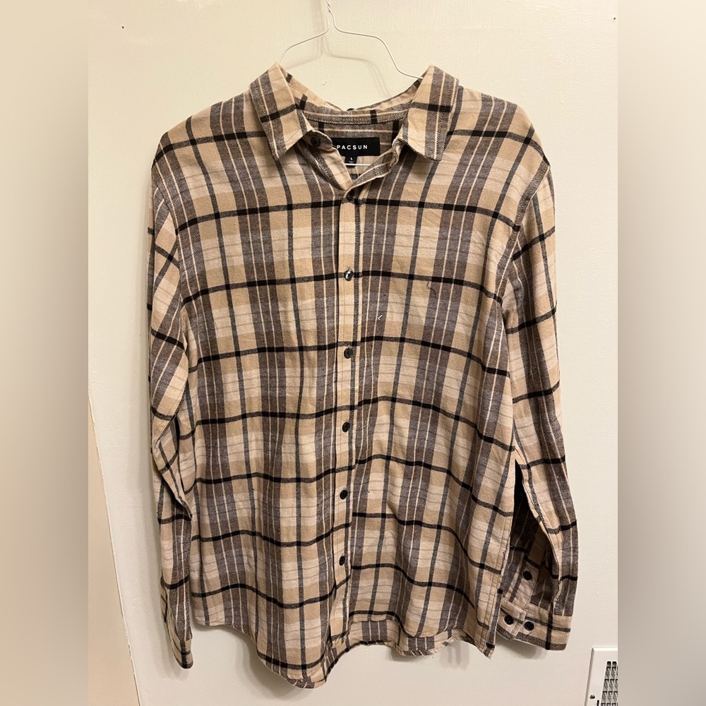 Pacsun never worn flannel… great condition